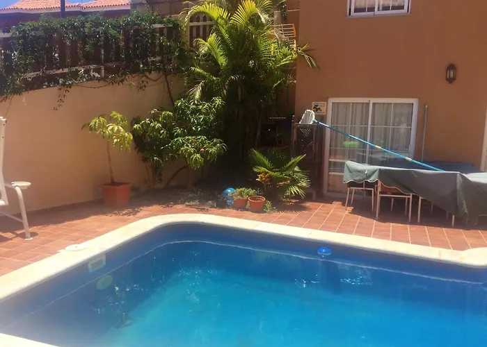 Charming With Stunning Views In + Pool.