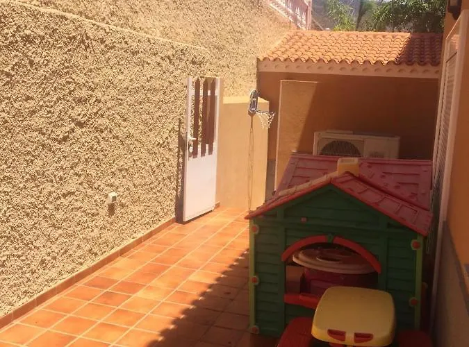 Villa Charming With Stunning Views In + Pool. Candelaria