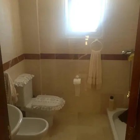 Βίλα Charming With Stunning Views In + Pool. Κανδελάρια